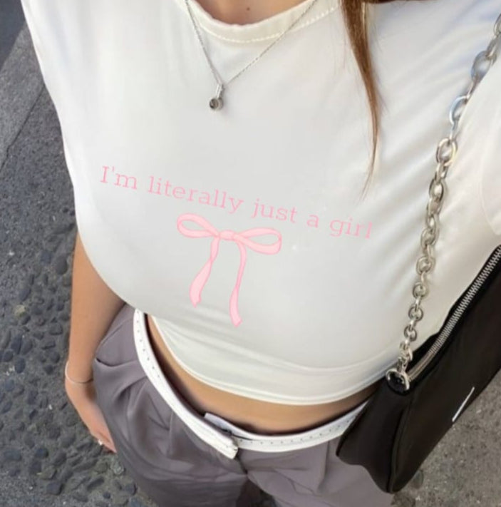 β¨π "I'm Literally Just a Girl" Crop Top β The Ultimate Insta Baddie Mood! π
πΈ